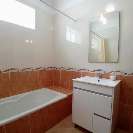 בית נופש Casa Dos Neves ארקוס דה ואלדבז